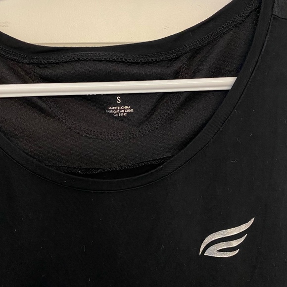 Aerion Après Ride Tank - Picture 3 of 6